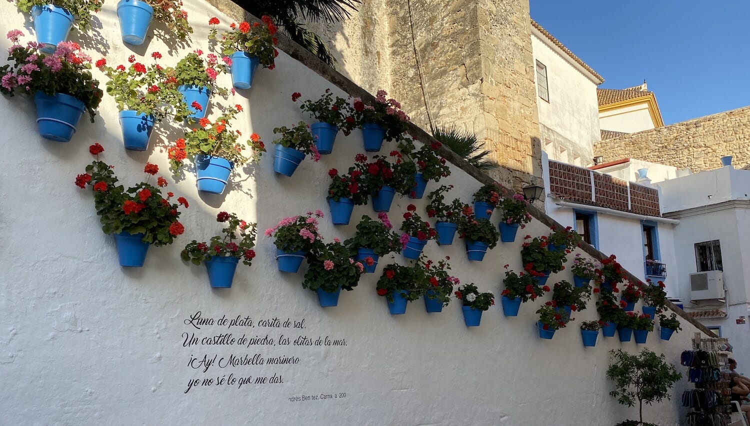 Discover the 5 best places to stroll around Marbella this summer